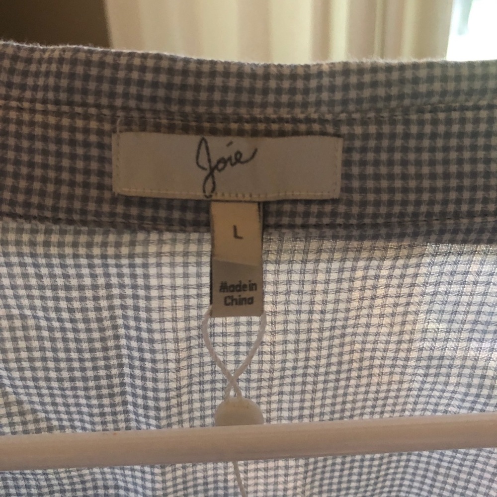 Joie Button Down Size L - image 2
